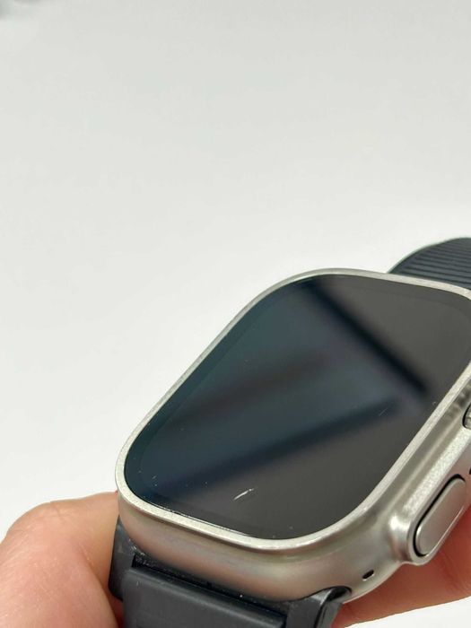 Apple Watch Ultra- 49 mm Titanium&Ceramic