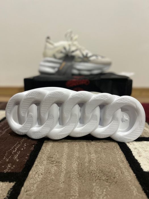 Adidași Versace Chain Reaction Zebra