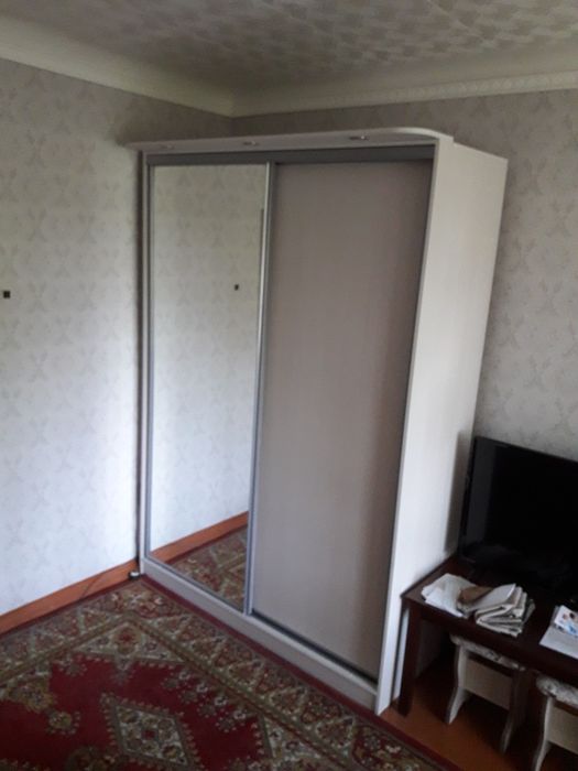 Продам отличный шкаф купе