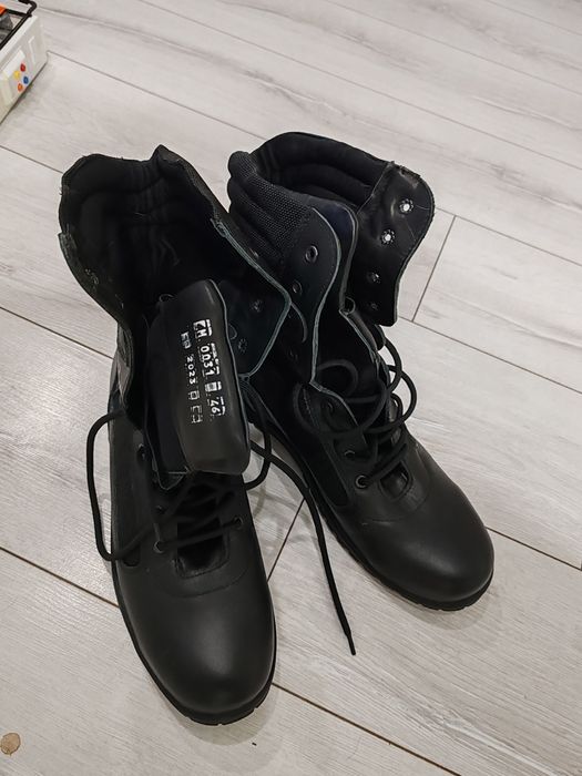 Продам берцы 46 размера