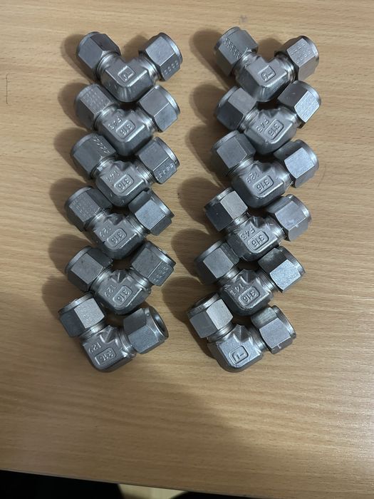 Fitinguri Swagelok și Ham-Let de 12mm