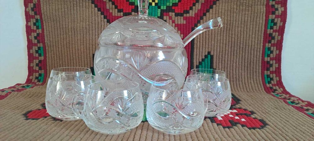 Кристален сервиз за боле