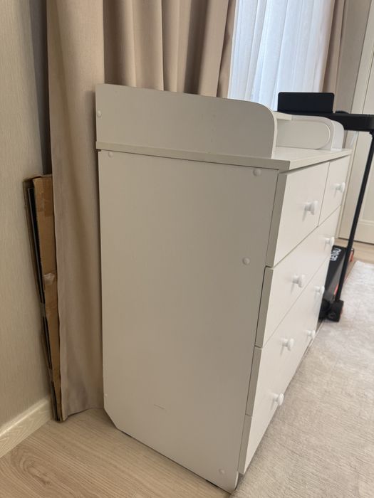 Пеленальный столик