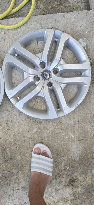 Set capace roti R16 cu gauri prezoane 4×100 dacia/renault
