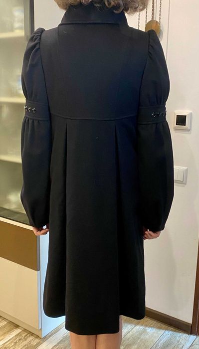 Ново дамско палто. Вълна/кашмир. Италия. MAZZI. Размер 40.