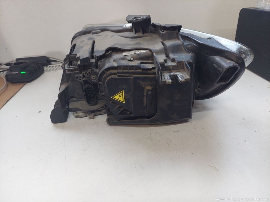 Far Xenon Dreapta Fata Audi Q7 (4Lb) [ 2006 - 2016 ] Oem 4L0941004Ac