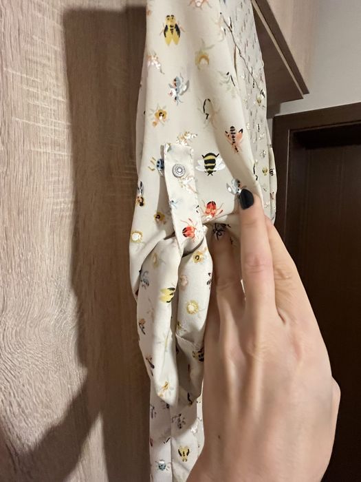 Дамска риза