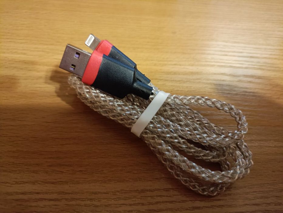 Светящийся USB кабедь  для зарядки Iphone lightning