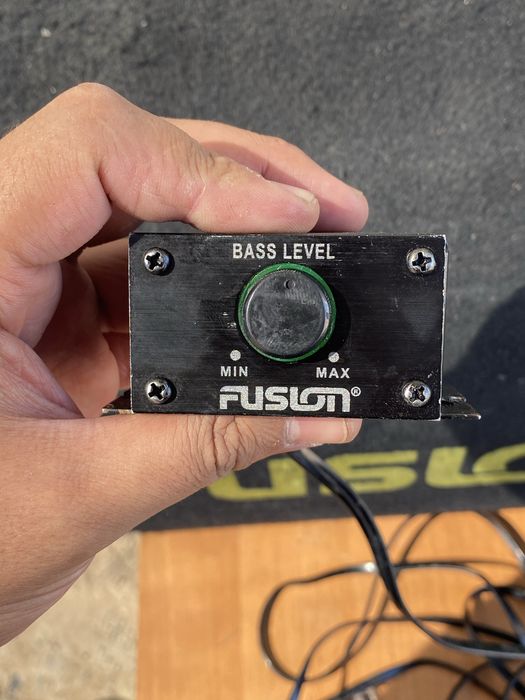 Сабвуфер Fusion at-en 112