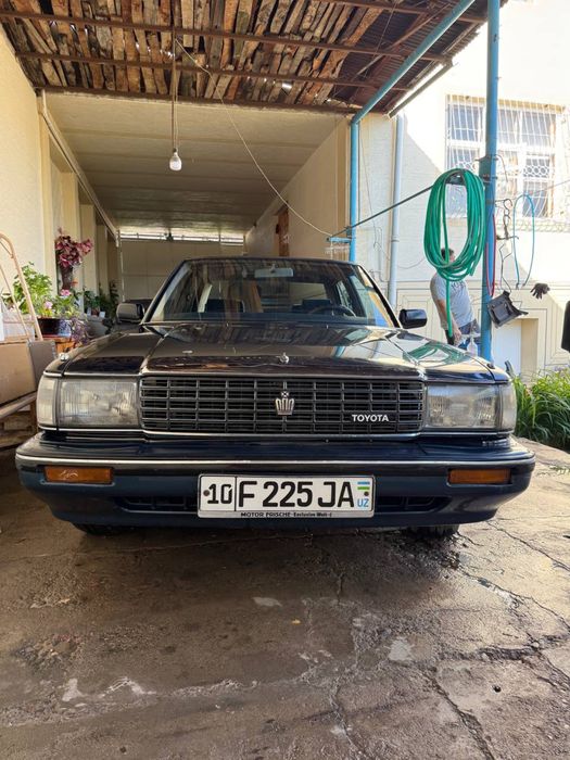 Toyota Crown MS132 — редкий проектный автомобиль