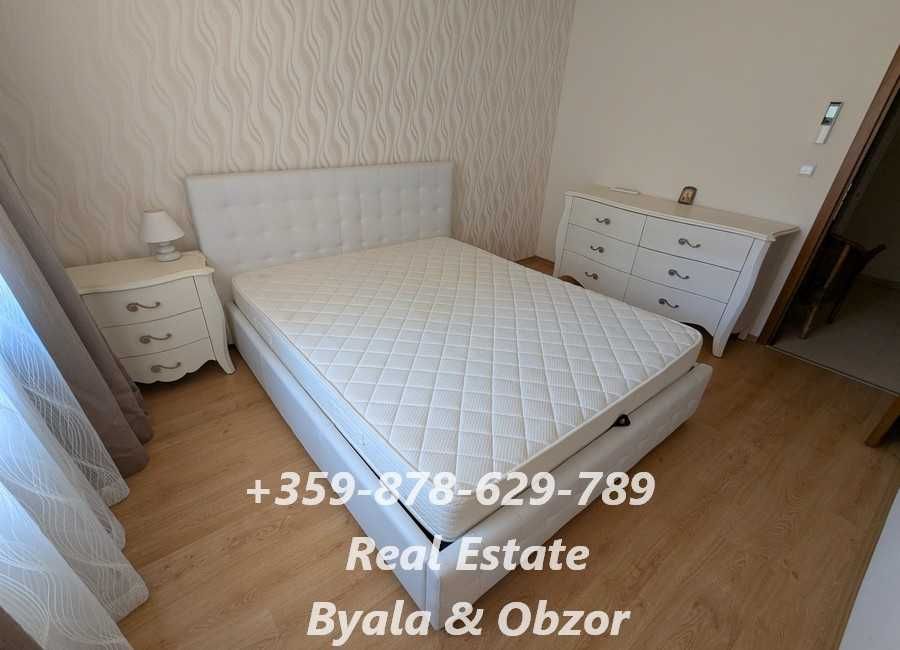 Продава се Тристаен апартамент в Бяла - 140 кв.м за 822 €/кв.м - Снимка #11
