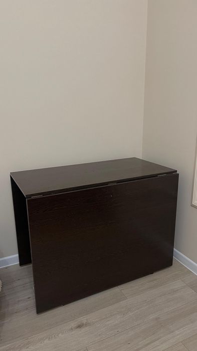 Стол для гостей 3 метр