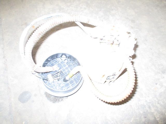 Pompa benzina rezervor Vw Polo 6N an 1994-2000 motor 1,3 1,4 benzina