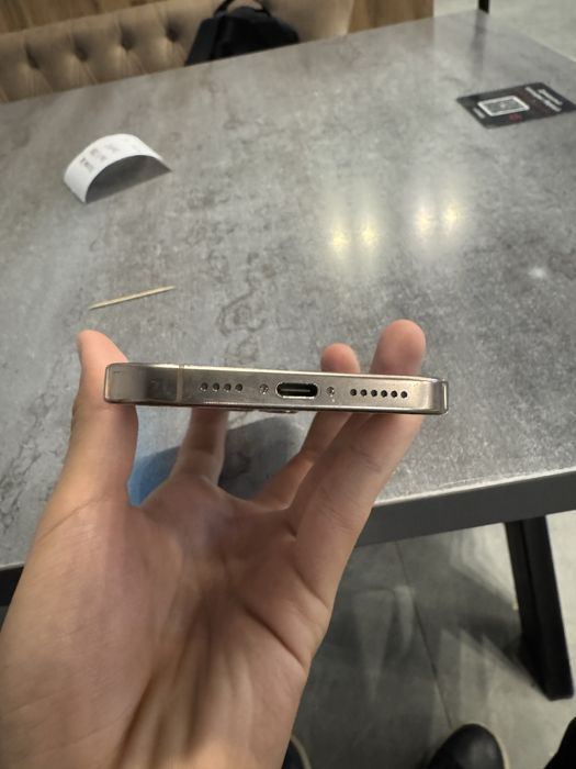 Продам 16 pro max