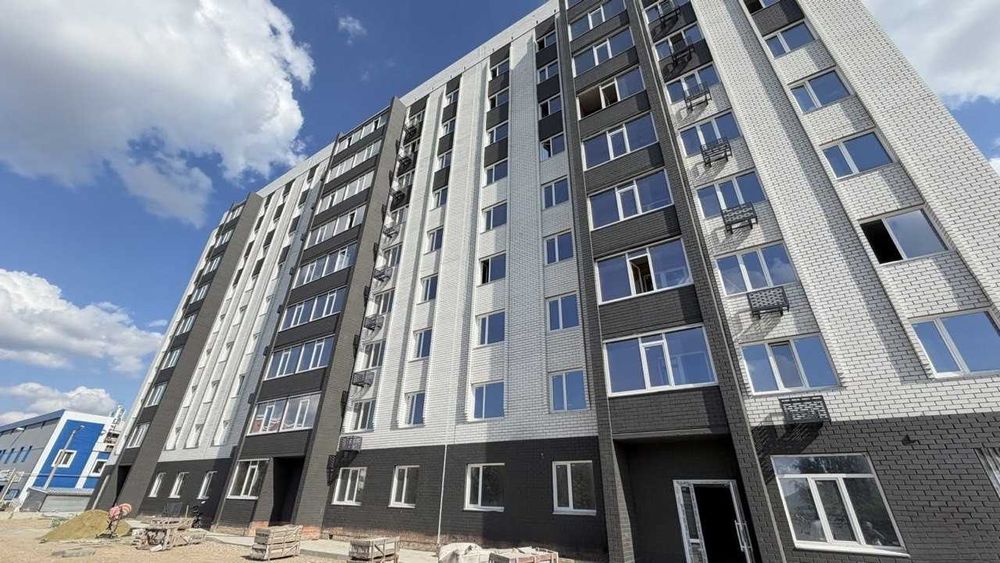 Продажа 3-комнатной квартиры новостройка  р-н Лагуны