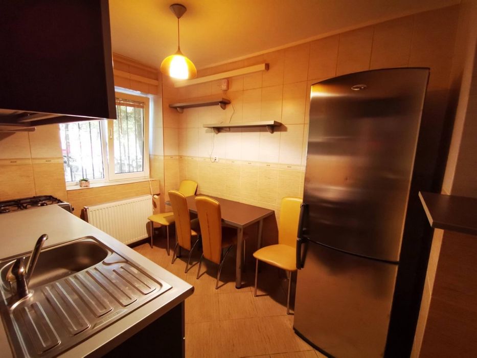 Apartament 2 camere de inchiriat, zona vest
