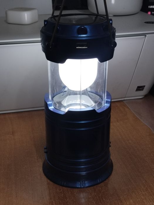 Кемпинговый фонарь