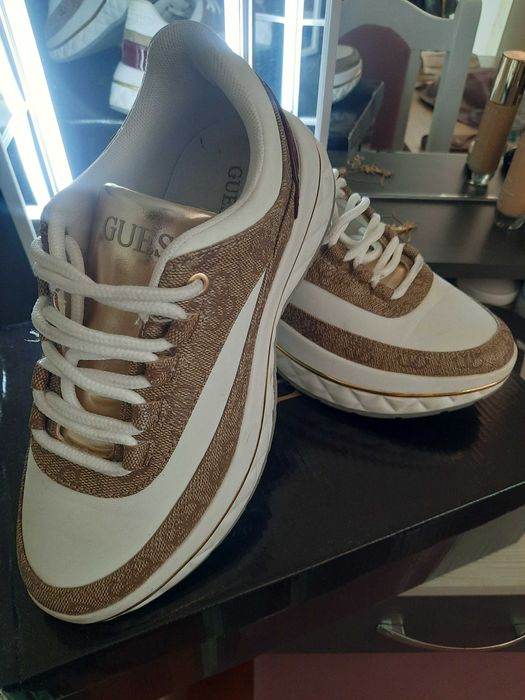 Дамски сникърси Guess