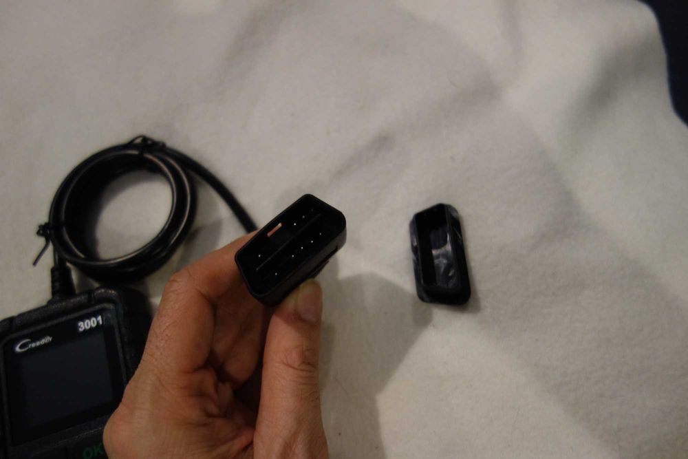 Продавам автодиагностика Launch Creader 3001 чисто нова не ползвана!