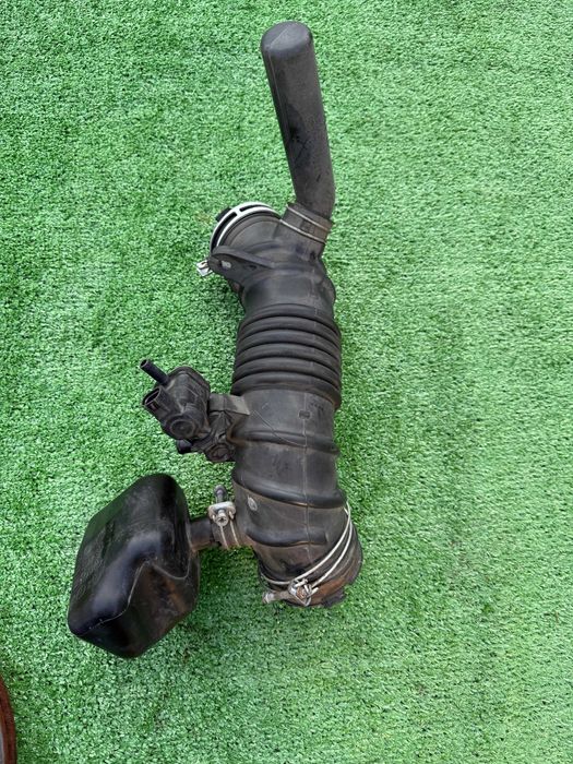 Гофра воздушного фильтра Toyota Estima ACR50,55 / 2,4