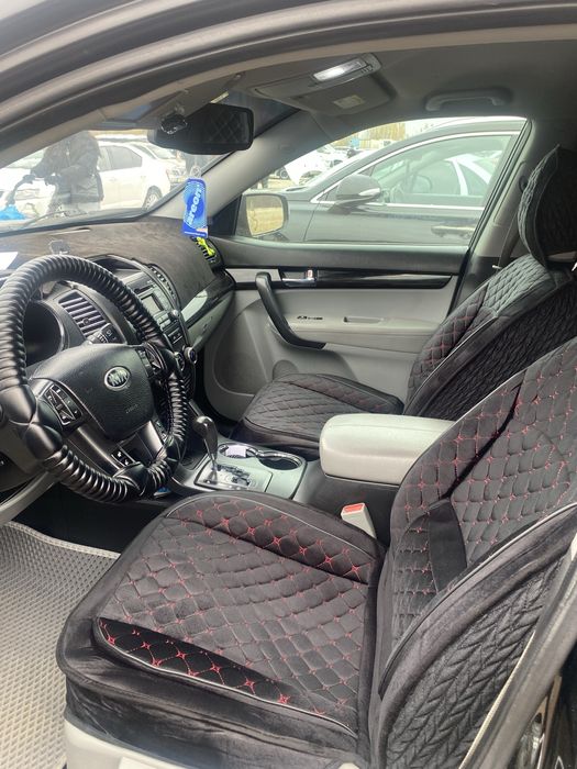 Продам срочно автомашину Киа соренто