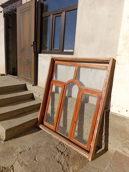 Эсік терезелер бар