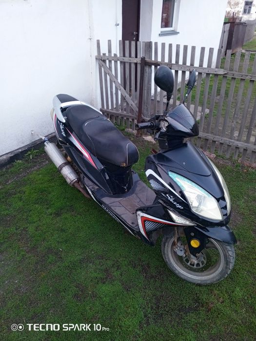 Скутер sharp 150кубов