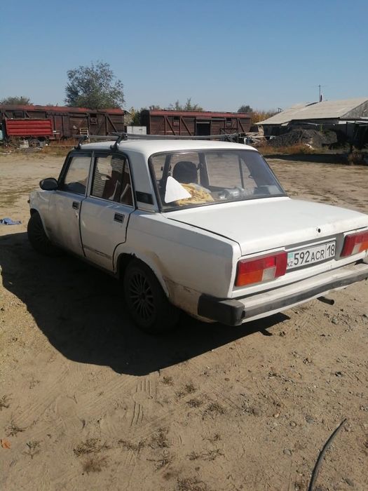 Ваз 2105 в белом цветь