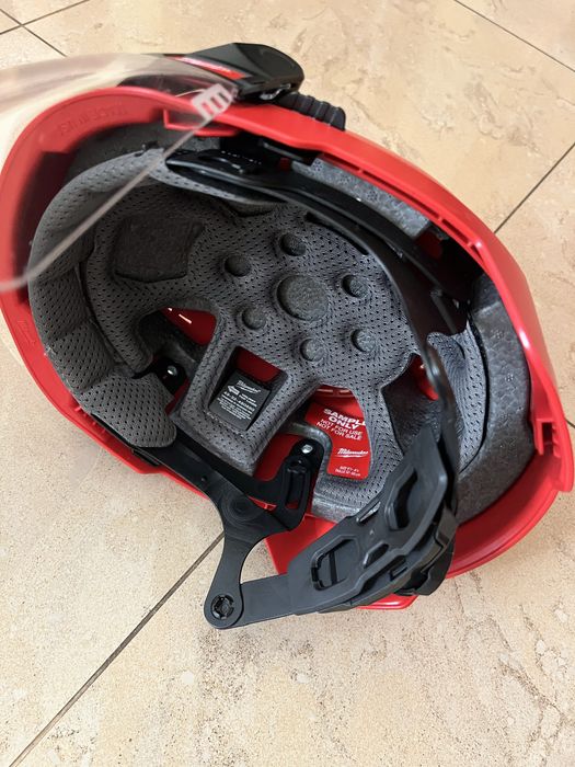 Casca protectie Milwaukee Bolt200 cu Viziera