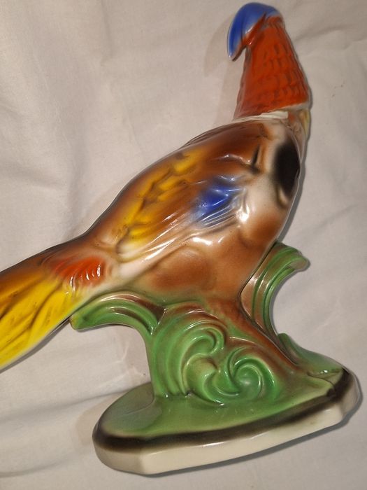 Стара порцеланова фигура папагал