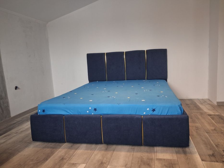 Pat matrimonial tapițat nou!