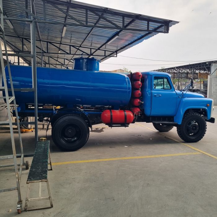 Gaz 53 vodavoz sotiladi