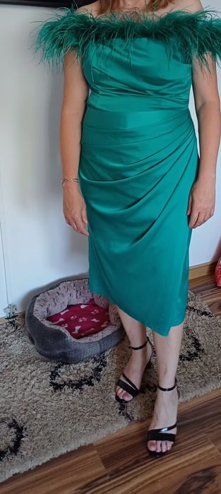 Vând rochie elegantă