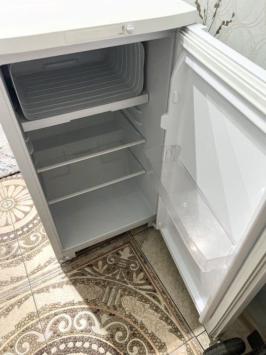 Продам Холодильник Мин Бар