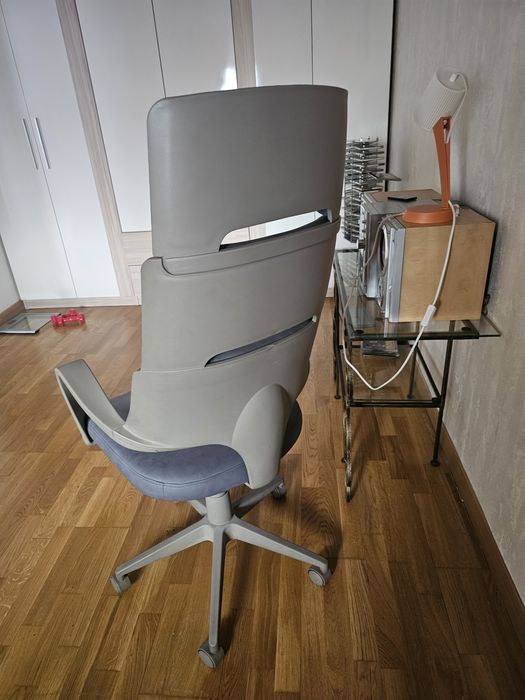 Продам кресло компьютерное