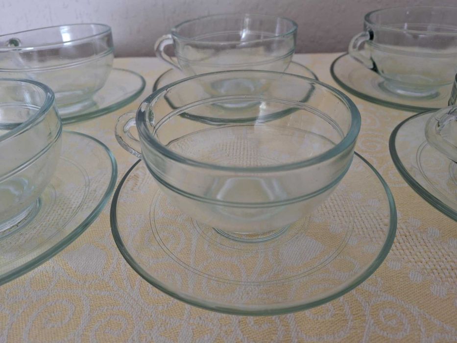 Севвиз за чай или кафе. Йенско стъкло произвеждено в соца