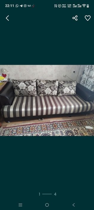 Продам диван раскладной на пружинах с 4 подушками б/у