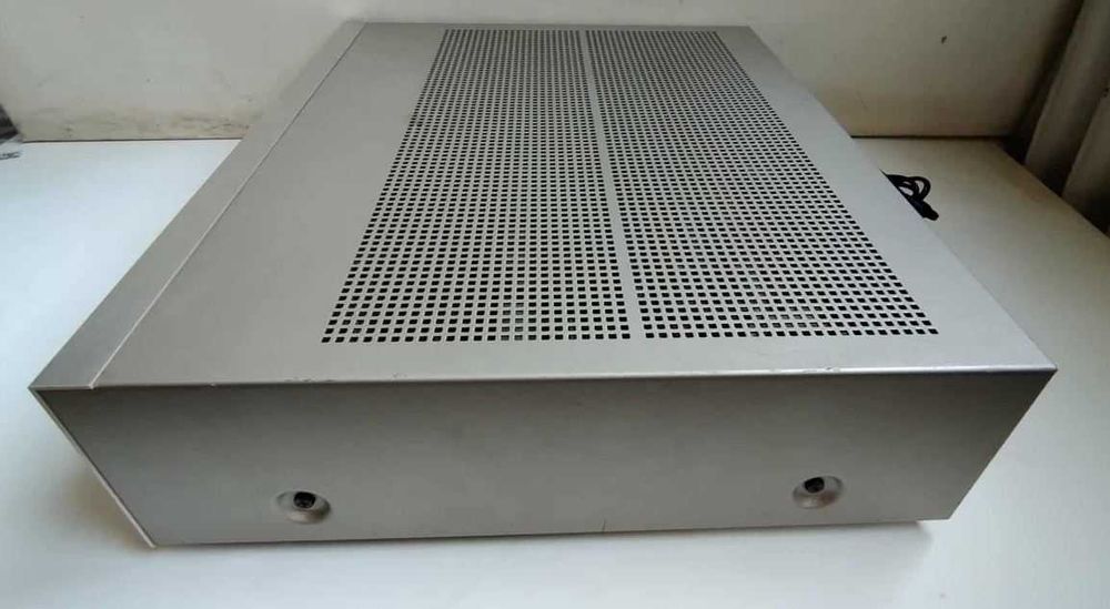 DENON PMA-737 усилвател