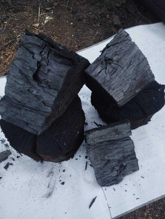 Продам бочковой березовый уголь 250 за кг