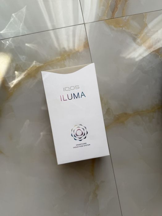 IQOS Iluma | Set complet | Cutie + Accesorii | Funcțional