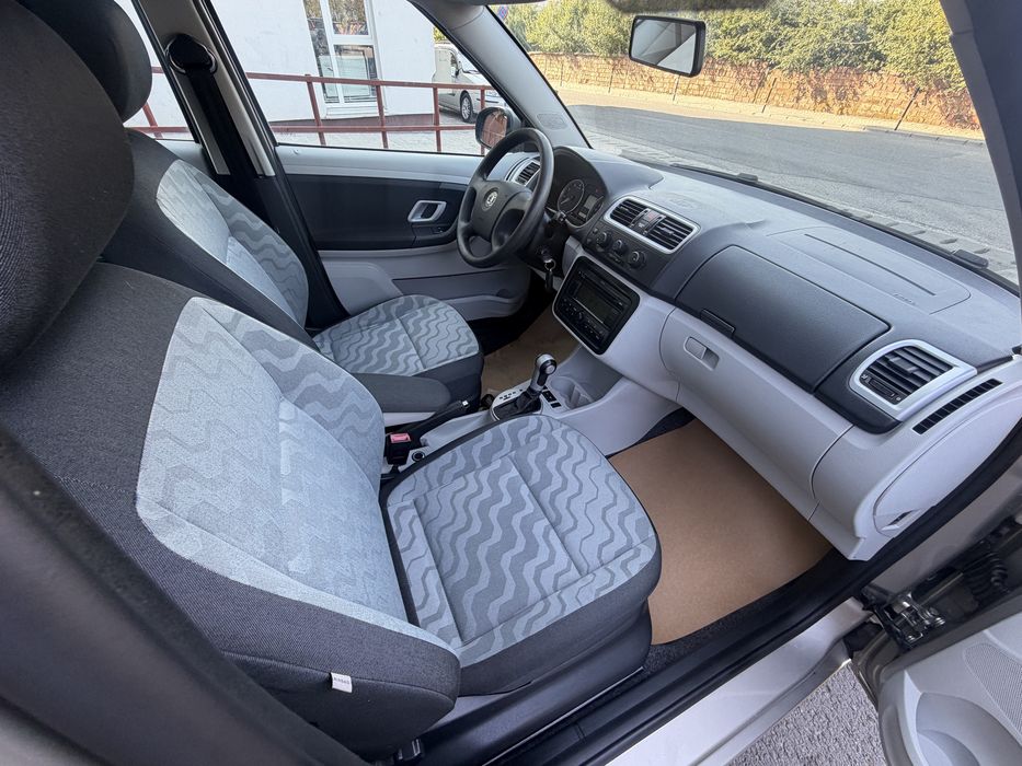 Vind skoda fabia 1,6 16v benzina automata