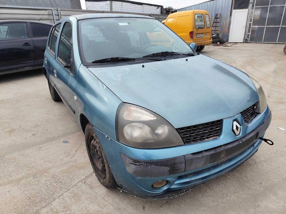 Renault Clio 1.2 - 75к.с  - 2003г. на части