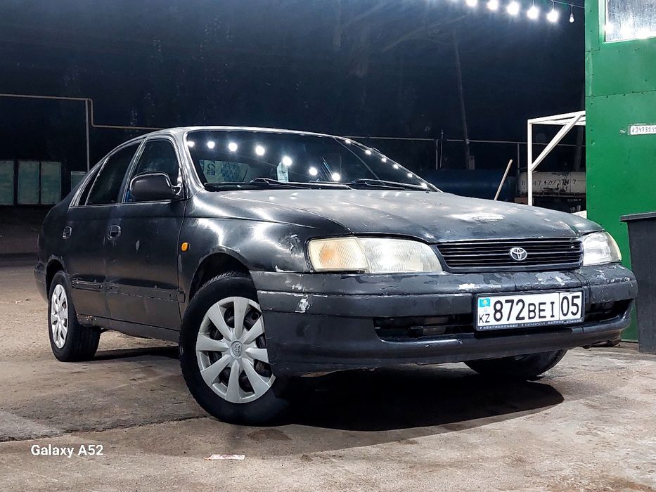 Продам Тайота Карина Е