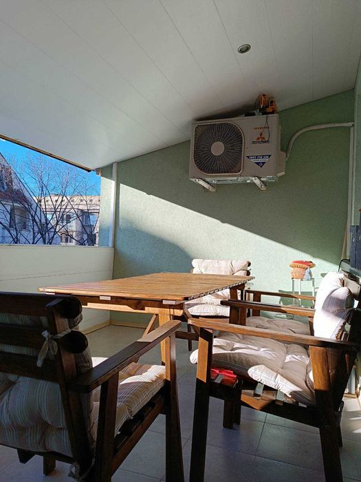Тристаен апартамент до МЦ Свети Лука