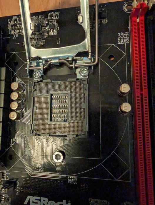 Placa de baza Asrock B85 Killer Fatality B85I Gaming MSI defecte