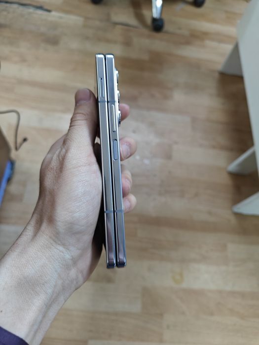 Fold 5 256гб продам