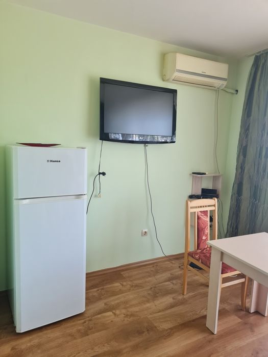 Дава се под наем Едностаен апартамент в Благоевград, Идеален център - 54 кв.м за 255 € - Снимка #1