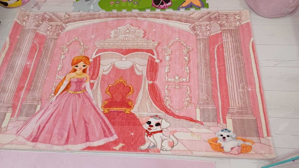 Детски килим с принцеса