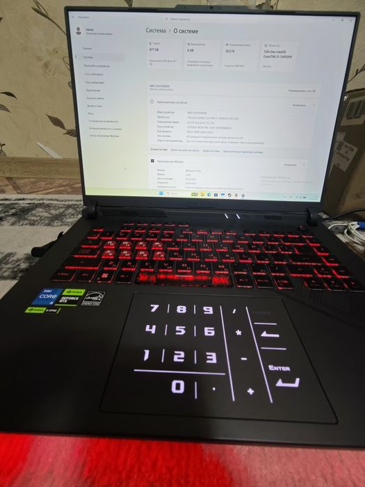 Asus Rog STRIX G16
Н ASUs ROG Strix G16 
САМАЯ