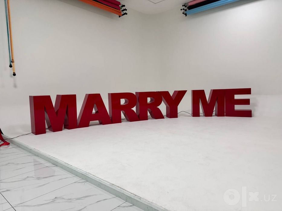 Marry Me fotozona bukva sotiladi Merri mi bukva sotiladi Yunusobod